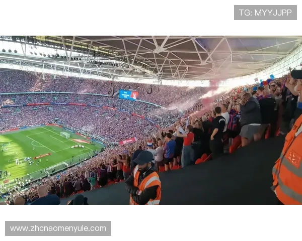 探索水晶宫俱乐部官网上的球迷社区互动与粉丝活动信息 探索水晶宫俱乐部官网上的球迷社区互动与粉丝活动信息