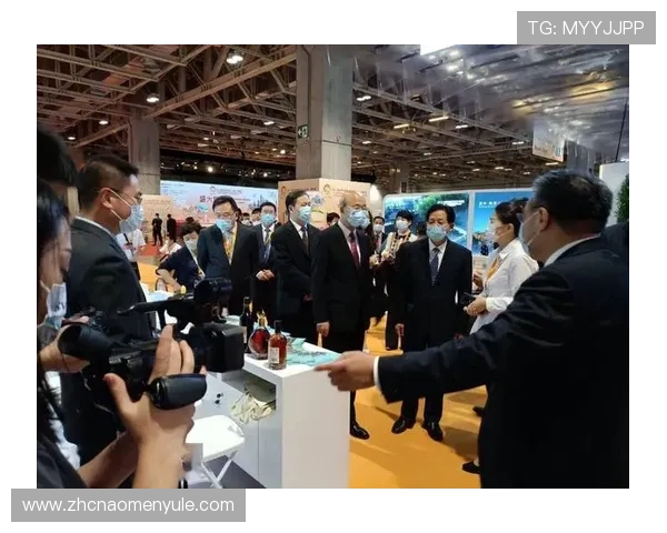 汇彩控股有限公司创新驱动发展的创新战略与技术进步路径